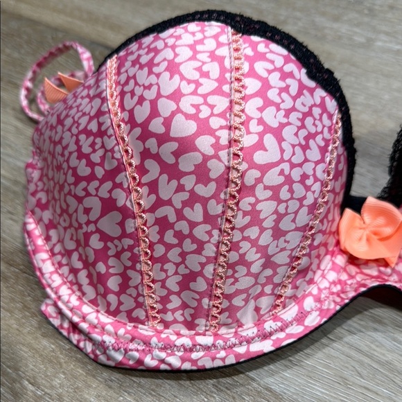 Victoria's Secret Pink and Black Plunge Bra Push Up - Picture 4 of 9